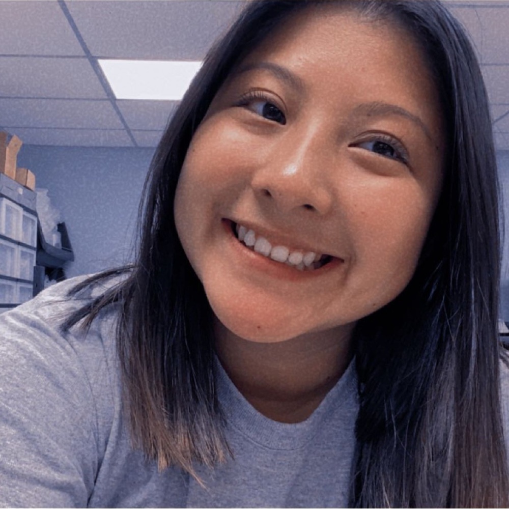 Meet your Posher, Cinthia